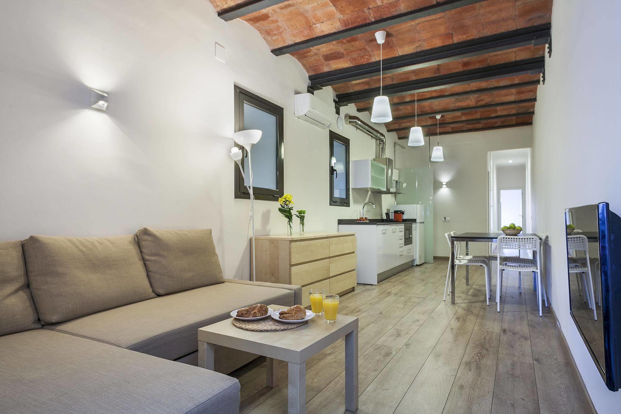 Fira Apartments By Gaiarooms برشلونة المظهر الخارجي الصورة
