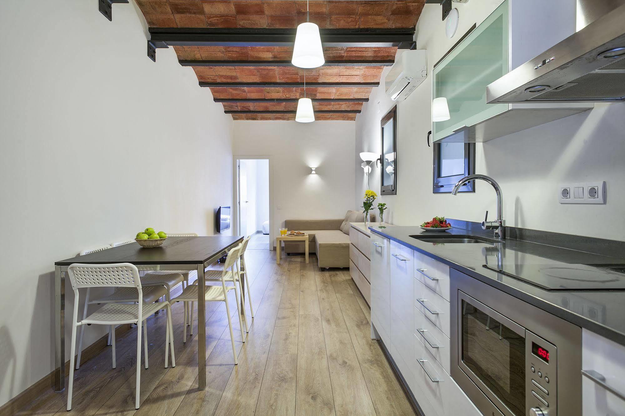 Fira Apartments By Gaiarooms برشلونة المظهر الخارجي الصورة