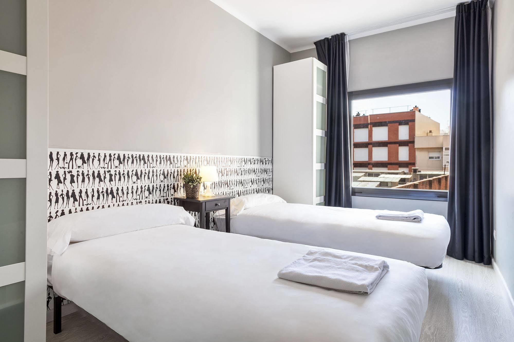 Fira Apartments By Gaiarooms برشلونة المظهر الخارجي الصورة
